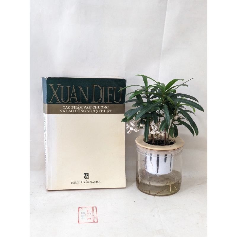 Xuân Diệu Tác phẩm văn chương và lao động nghệ thuật 129520