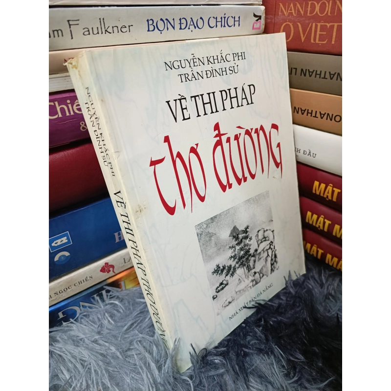 Về thi pháp thơ đường 496236