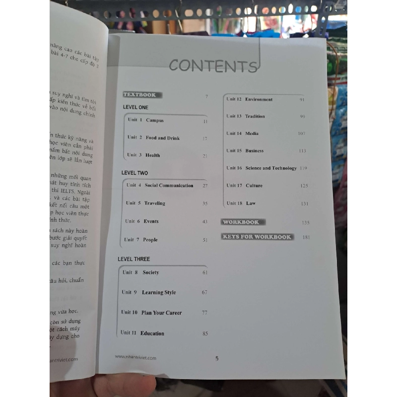 Essential Writing For Ielts - Hu Min John A Gordon 2012 mới 90% HỌC NGOẠI NGỮ HCM3012 750418