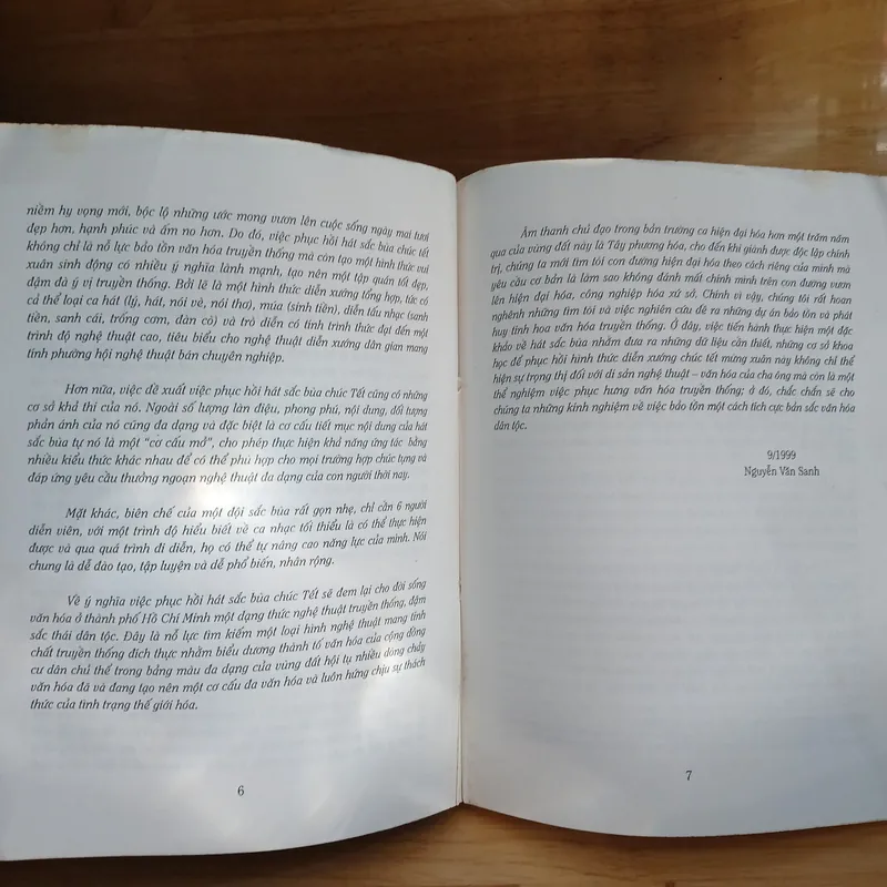 Đặc Khảo Về Hát Sắc Bùa (Xb 2000) 726128