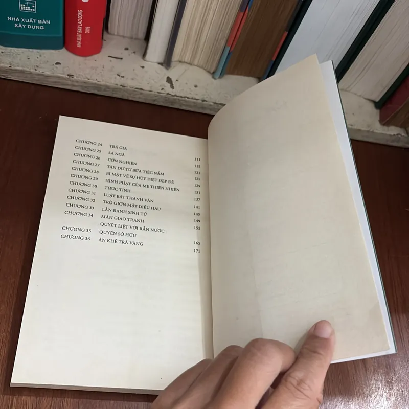 Văn Học Thiếu Nhi: Bông _ Chuyện Đời Con Sóc Xám - Ernest Thompson Seton - ROGER VU (Dịch) 709239