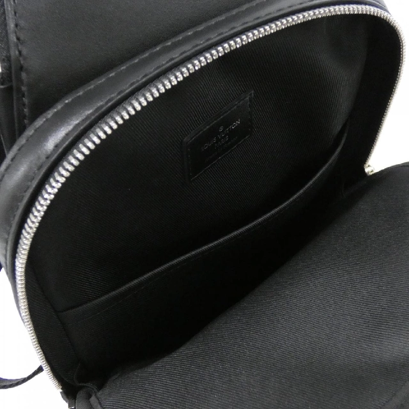 Túi đeo chéo Louis Vuitton Monogram Macassar Avenue M46327 610858