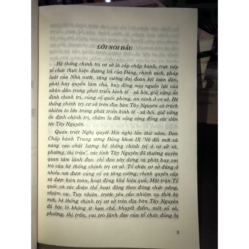 Một số vấn đề về xây dựng hệ thống chính trị cơ sở vững mạnh trên địa bàn Tây Nguyên 758357