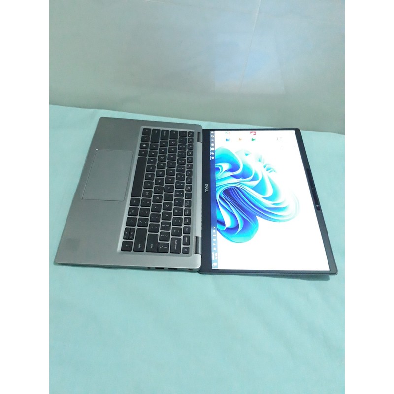 Laptop Dell Latitude Mỹ 7410 vỏ nhôm màu bạc core i5-10310u  139884