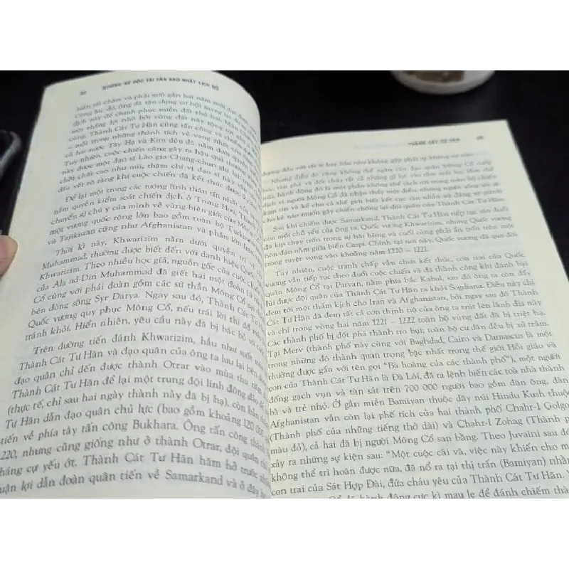 Những kẻ độc tài tàn bạo nhất lịch sử - Shelly Klein 698249