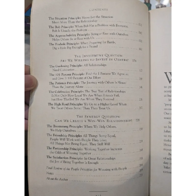 Winning with people - John C.Maxwell 703729