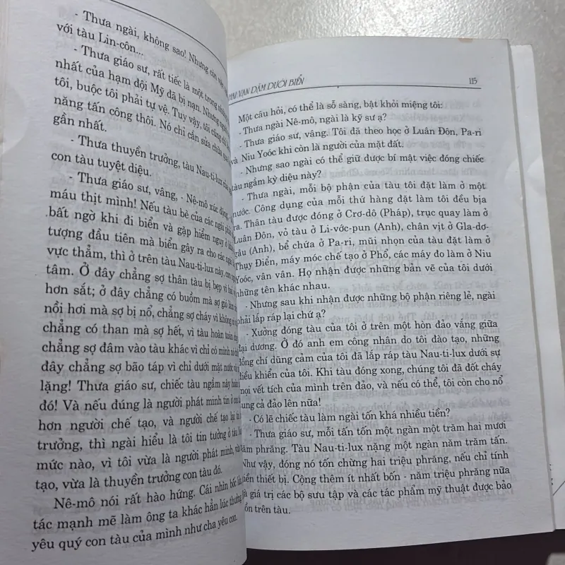 Hai vạn dặm dưới đáy biển - Jules Verne 756104