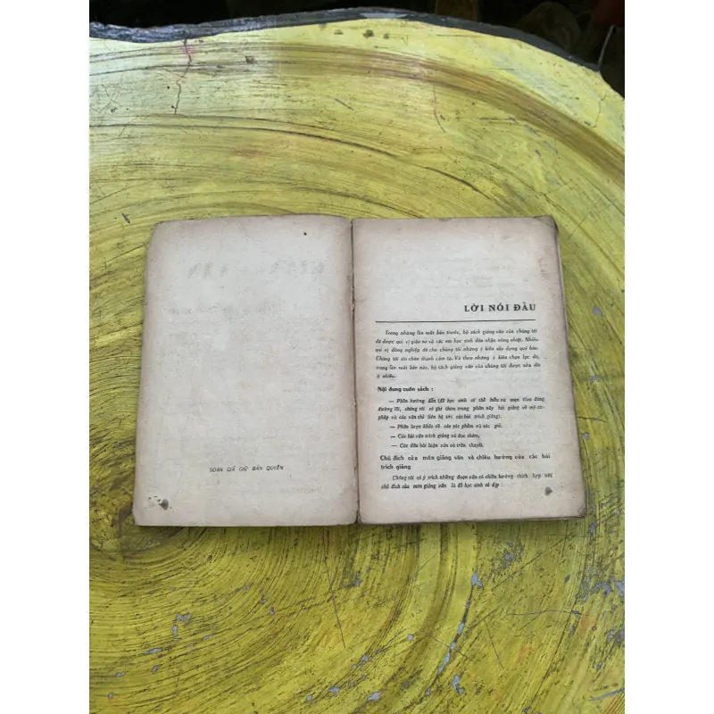 GIẢNG VĂN LỚP SÁU sách trước giải phóng 746708