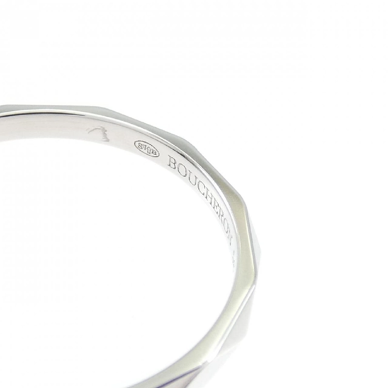 Nhẫn nhỏ Facet Boucheron - Hàng hiệu Authentic 832779
