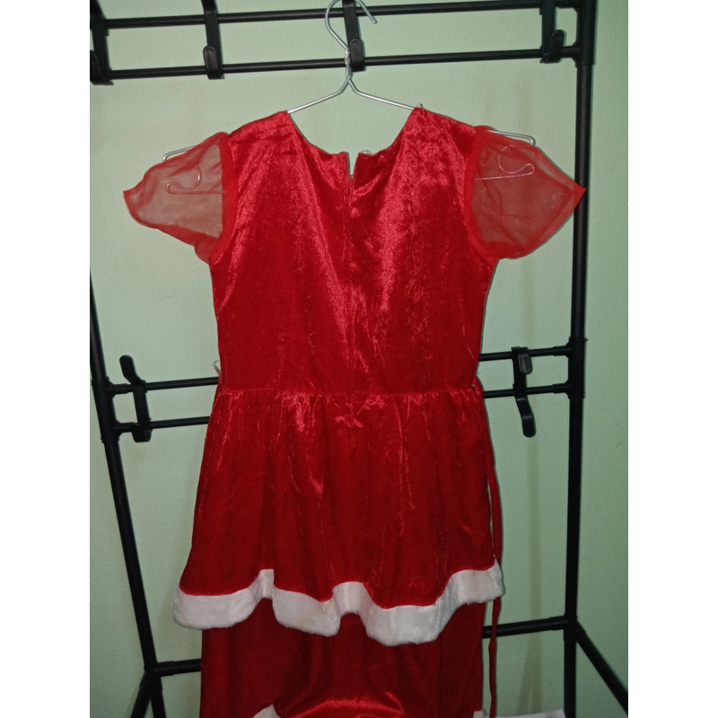 Đầm bé 5 tuổi  509569