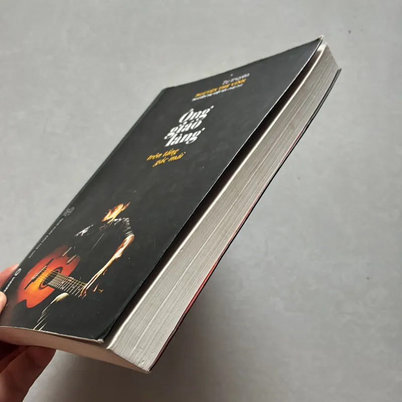 Ông giáo làng trên tầng gác mái - Nguyễn Thế Vinh tự truyện (t01) 750360