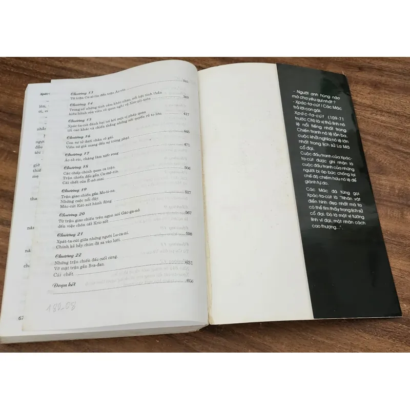 SPARTACUS - tác giả: Raffaello Giovagnoli | Giáo sư Phan Ngọc dịch (670 trang) 715197