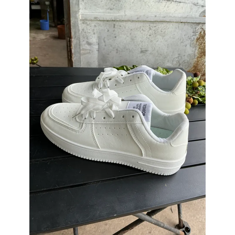 Giày Sneaker Thể Thao unisex Size 39 Cũ 674490