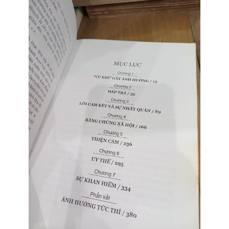 Thuyết Phục Bằng Tâm Lý - Robert B. Cialdini 367273