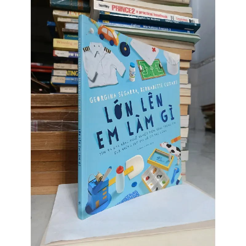 Lớn lên em làm gì - Georgina Segarra & Bernadette Cuxart (Thanh Giang dịch) 688010