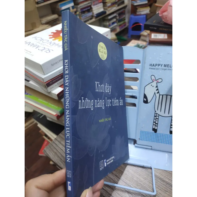 Sách: Khơi dậy những năng lực tiềm ẩn - Tác giả: Nhiều tác giả 607334