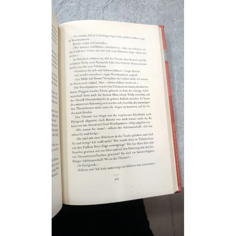 MƯỜI HAI CHIẾC GHẾ - PETROW 791949