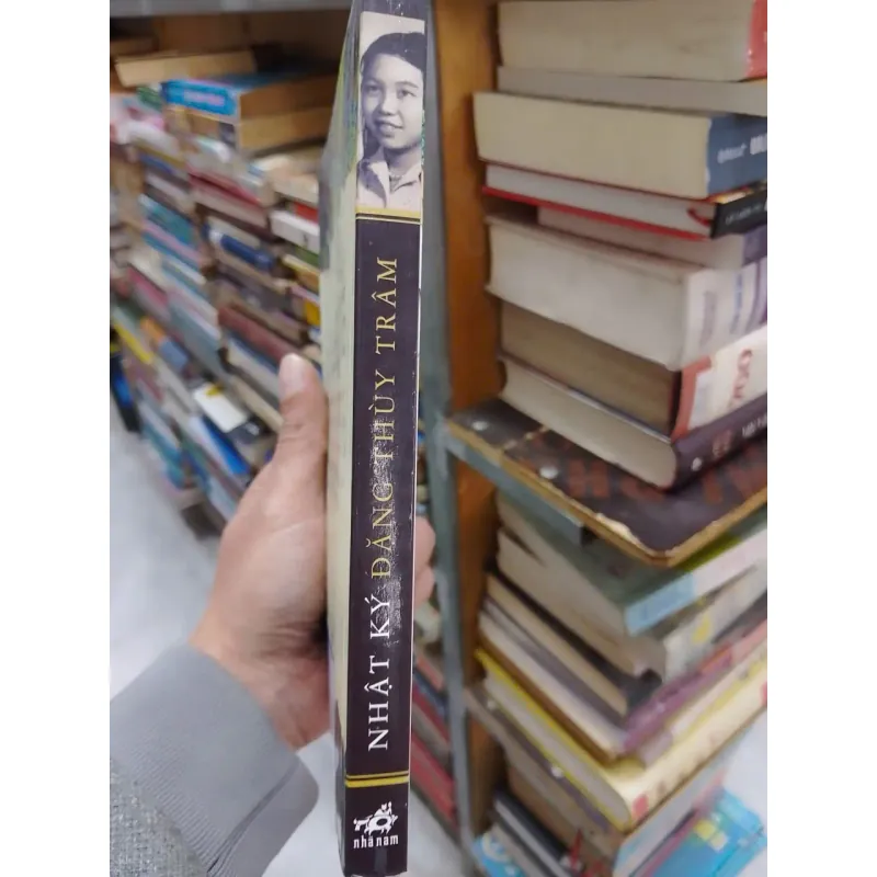 sách Nhật ký Đặng Thùy Trâm  (B1) 701609