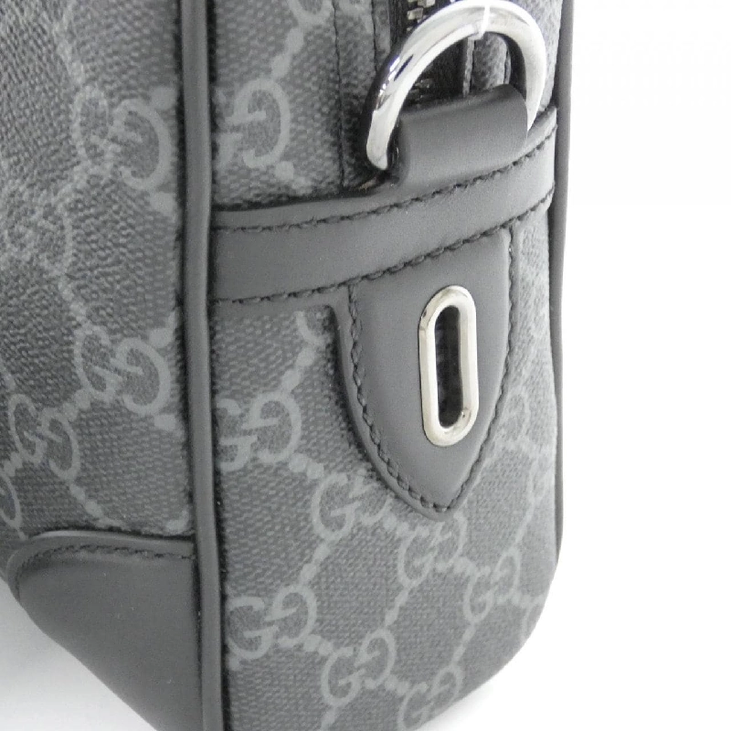 【新品】Gucci GG EMBLEM 821155 FAED4 Túi đeo chéo 608702