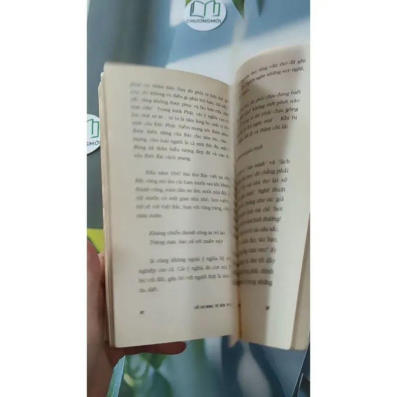 Hồ Chí Minh - vẻ bên trong của Viên Ngọc - Trúc Chi 928544