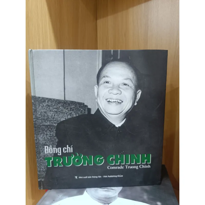 Đồng chí Trường Chinh Sách ảnh NXB Thông Tấn 1042956