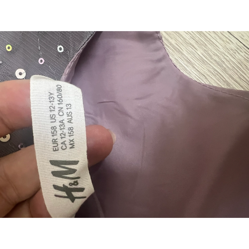 Đầm dự tiệc cho bé gái tầm 10-12 tuổi , Thương Hiệu H&M , Hàng chính Hãng   màu tím đen 529163