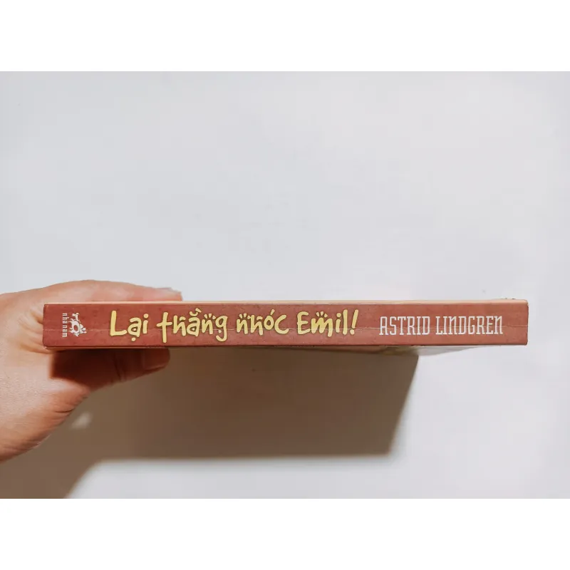Lại Thằng Nhóc Emil - Astrid Lindgren 956966