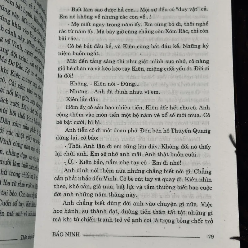 Thân phận của tình yêu (bìa cứng) 933905