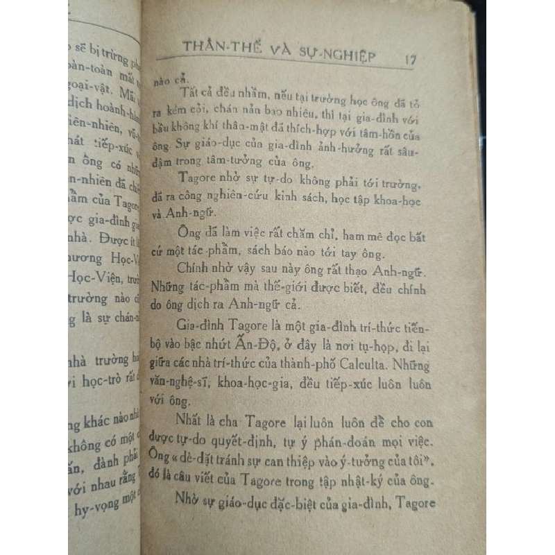 R.Tagore nhà thơ của nhân loại - Phan Lạc Tuyên và cộng sự 778554