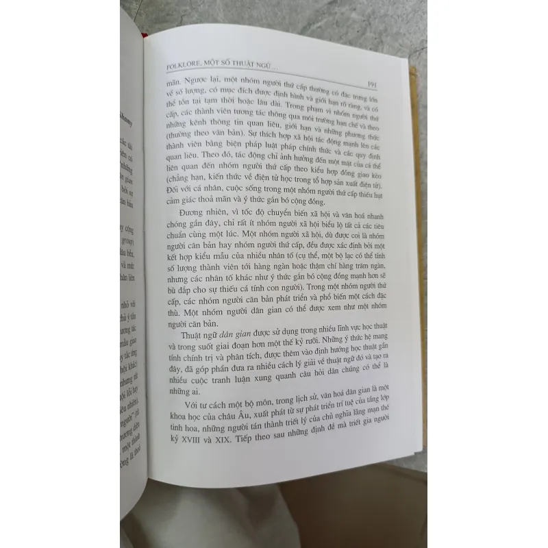 FOLKLORE MỘT SỐ THUẬT NGỮ ĐƯƠNG ĐẠI 707683