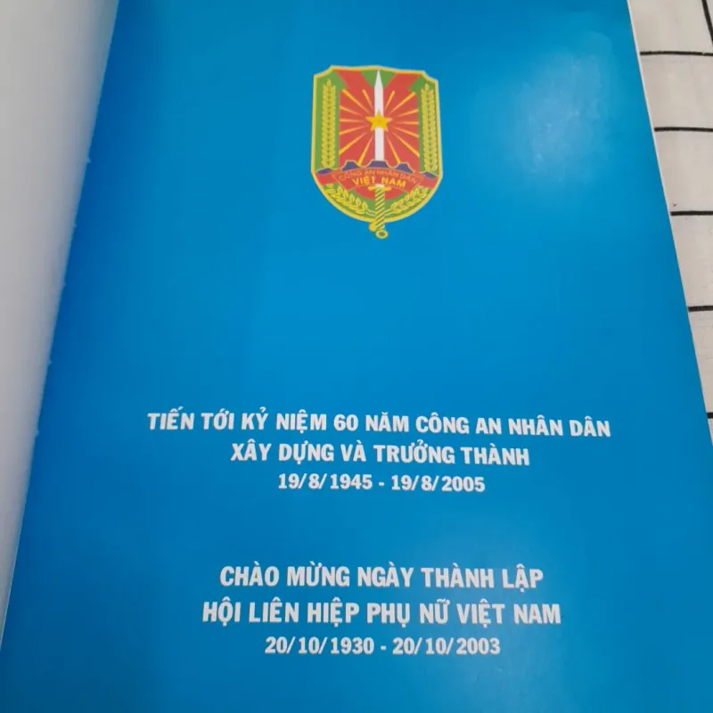 PHỤ NỮ CÔNG AN- CHÂN DUNG & SỰ KIỆN. Tổng Cục LL CAND. BỘ CA năm 2003 751699