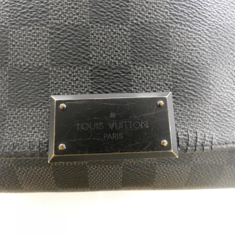 Túi xách vai Louis Vuitton Damier Graphite District PM N41260 - Hàng hiệu Chính hãng 768883