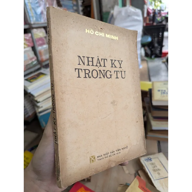 NHẬT KÝ TRONG TÙ - HỒ CHÍ MINH 191557