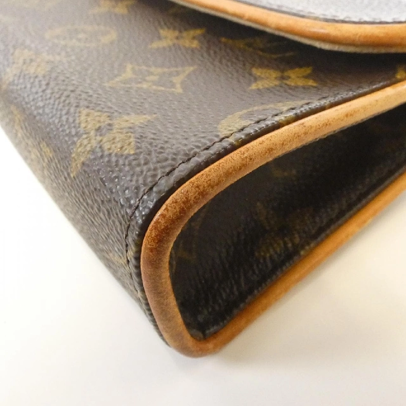 Túi đeo hông Louis Vuitton Monogram Pochette Florentine S M51855+M67304 608409