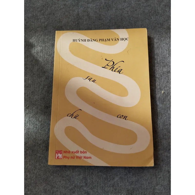 PHÍA SAU CON CHỮ 720733