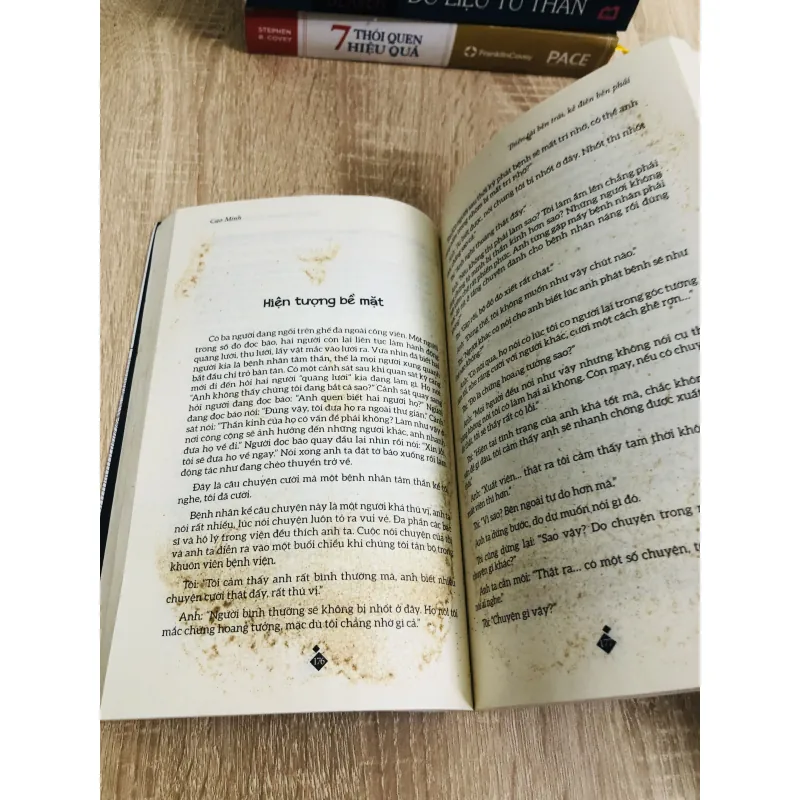 THIÊN TÀI BÊN TRÁI KẺ ĐIÊN BÊN PHẢI 1004295