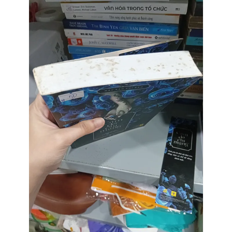 Sách Cám dỗ chí mạng 997354