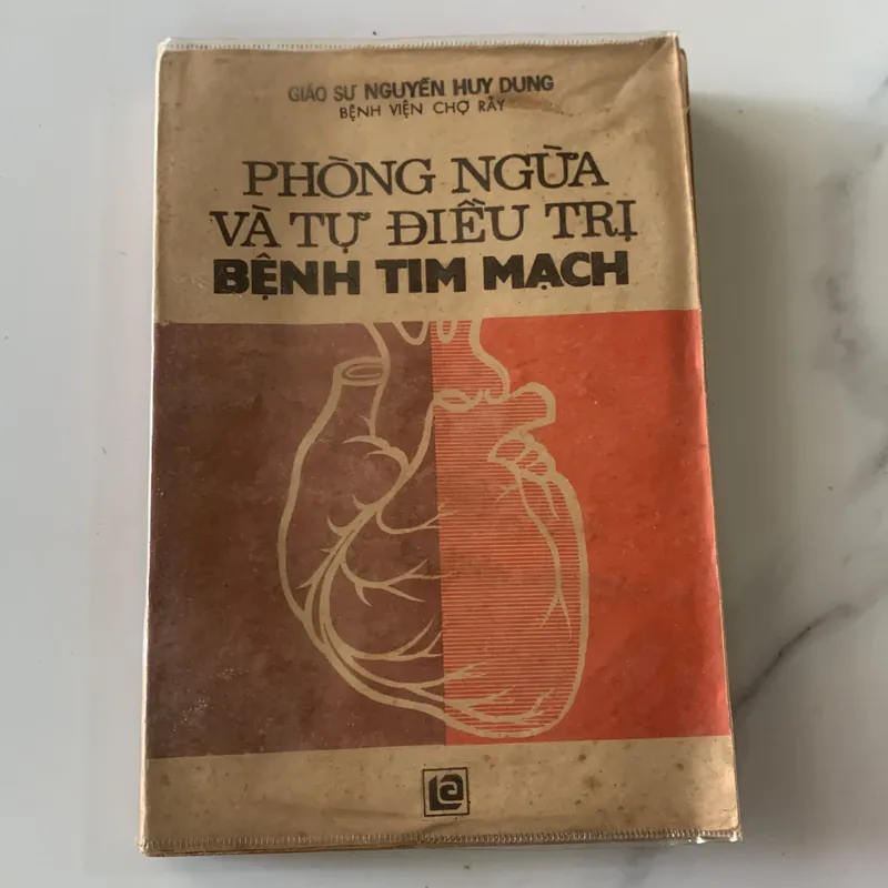 Phòng ngừa và tự điều trị bệnh tim mạch, Giáo sư Nguyễn Huy Dung, in năm 1988 709431