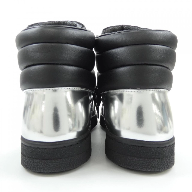 Giày thể thao GUCCI - Hàng hiệu Authentic 907272