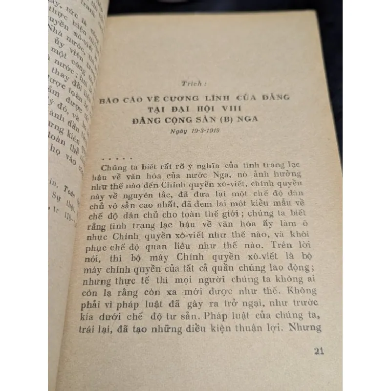 Về chủ nghĩa quan liêu - V.I.Lênin - I.V.Xtalin 592525