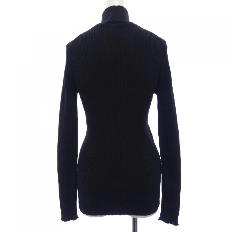 【Đối tượng phiếu giảm giá】Áo len PRADA 645274