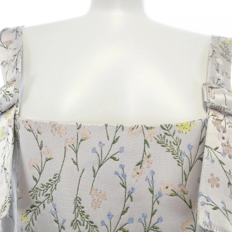 【Mã giảm giá】Chesty ワンピース 652286