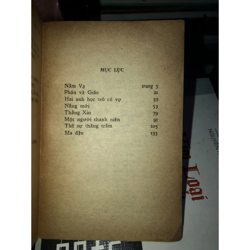 Nằm vạ - Bùi Hiển 1001152