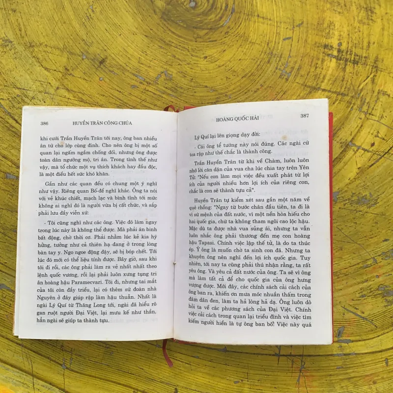 HUYỀN TRÂN CÔNG CHÚA- HOÀNG QUÓC HẢI  789842