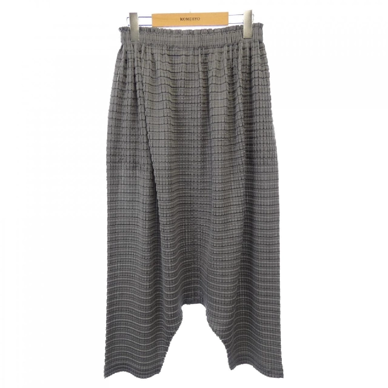 【Mã giảm giá】Quần PLEATS PLEASE 653317