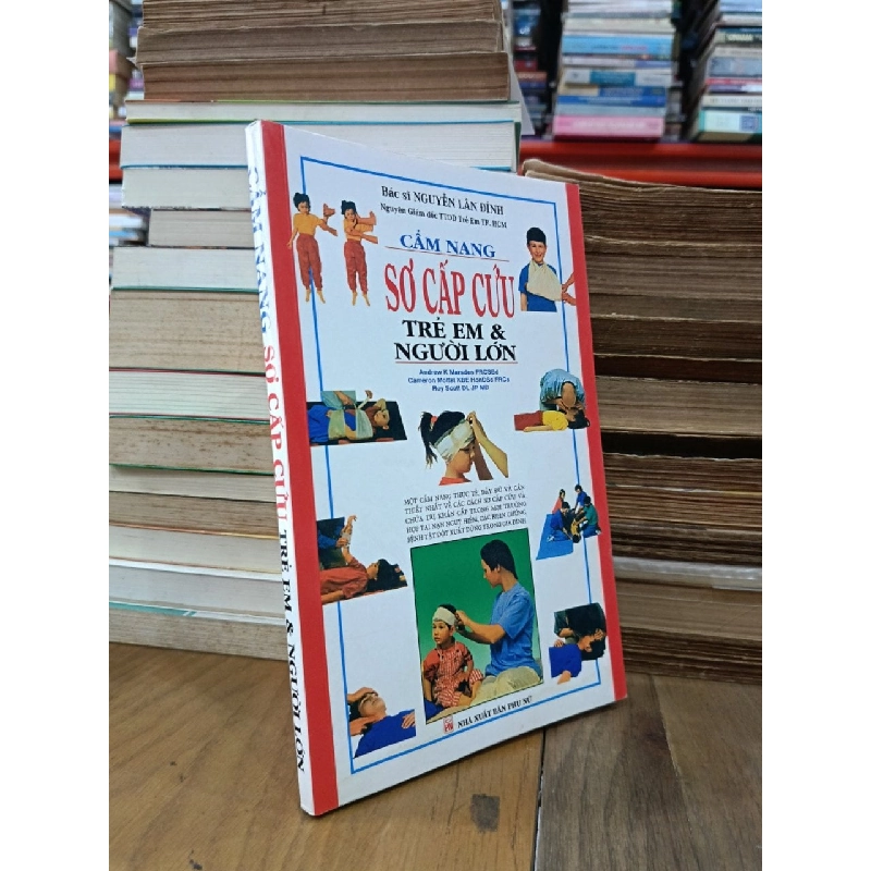 Cẩm nang sơ cấp cứu trẻ em & người lớn 929962