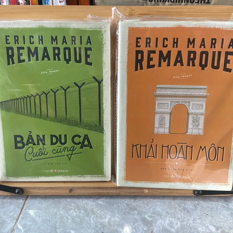 Combo khải Hoàn Môn, Bản du ca  726193