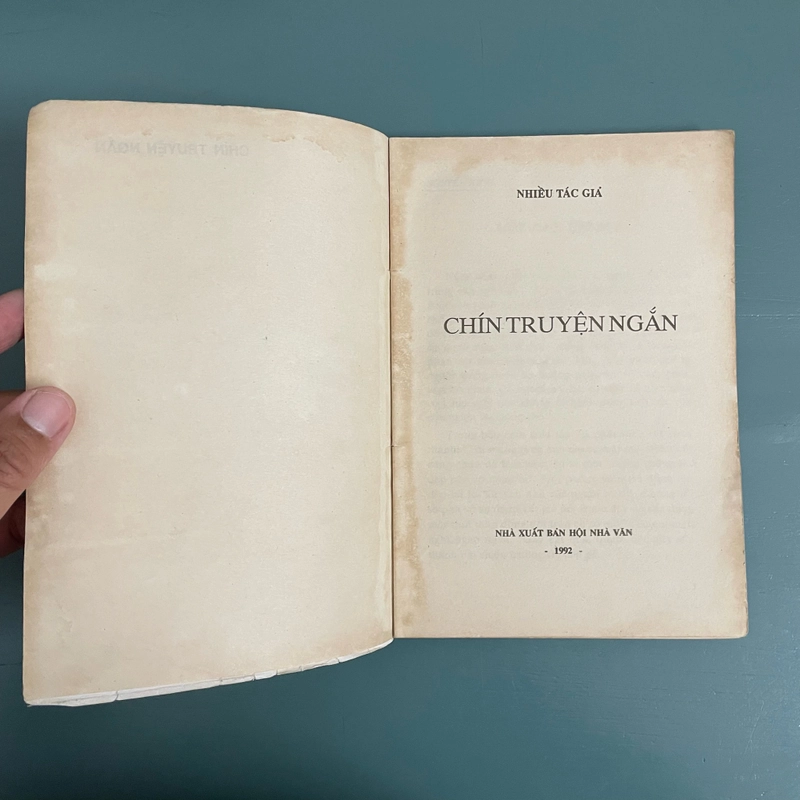II Tựa sách: 9 Truyện Ngắn - Nhiều tác giả - 1993 451854