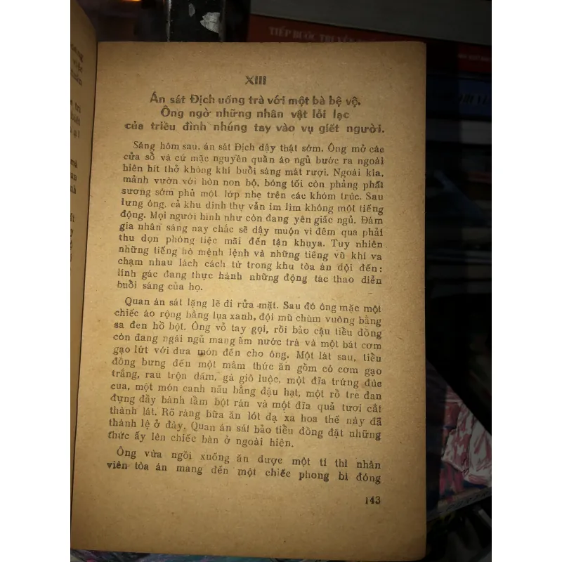 Thi nhân và sát nhân - Robert Van Gulik 961184