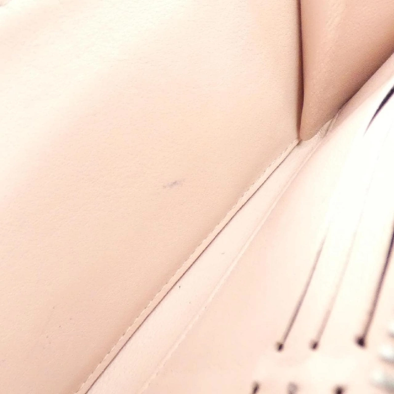 Ví Zippy Mahina M61868 của Louis Vuitton 622873